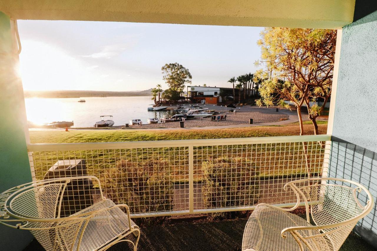 The Nautical Beachfront Resort Lake Havasu City Eksteriør billede