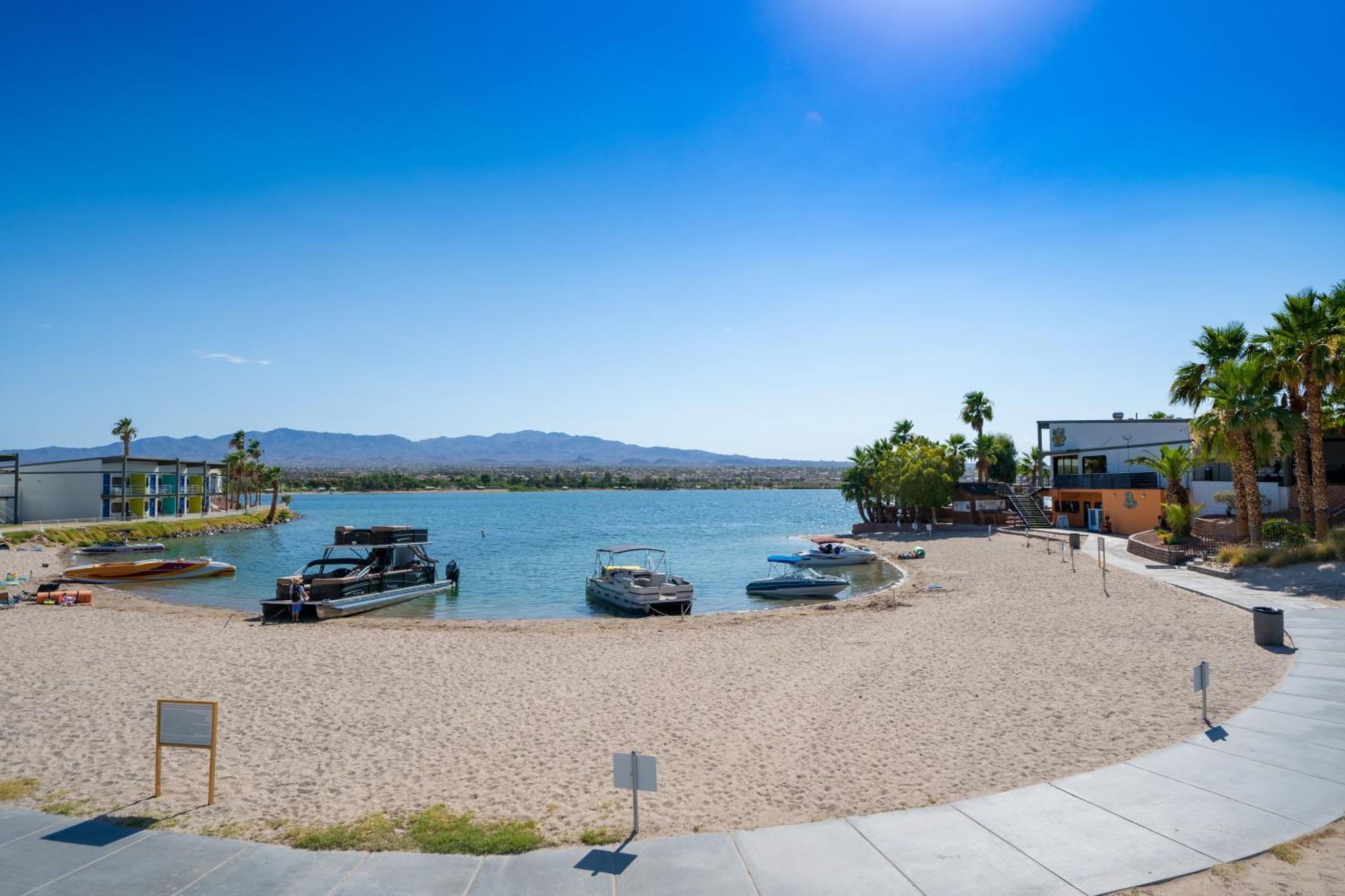 The Nautical Beachfront Resort Lake Havasu City Eksteriør billede
